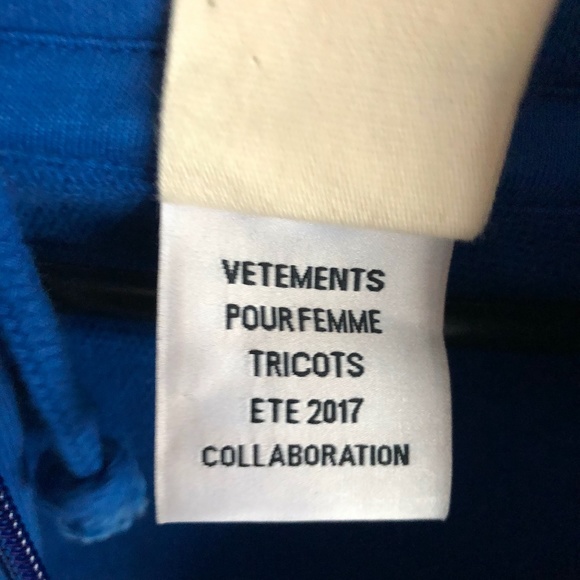 Vetements x Champion "In Progress" Hoodie - Picture 7 of 8